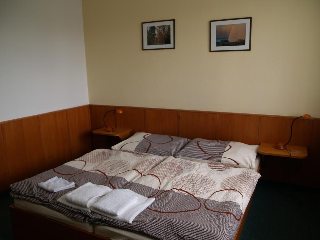 Pension Pod Šibeňákem Strmilov Exterior foto
